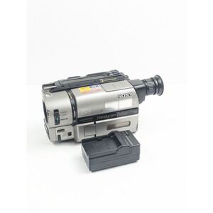 SONY CCD-TRV65 Hi8 Video8 8mm Player Night Shot Camera Camcorder